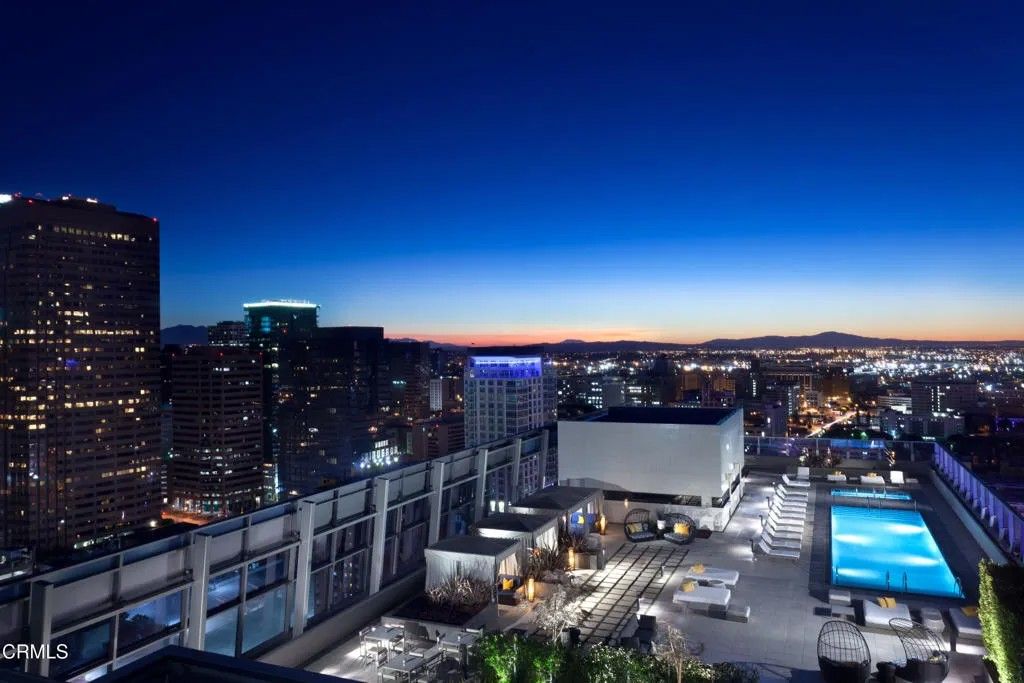 Photo of 900 W Olympic Boulevard #36J, Los Angeles, CA 90015 (MLS # P1-25236)