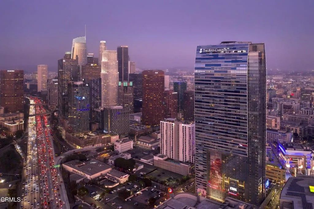 Photo of 900 W Olympic Boulevard #36J, Los Angeles, CA 90015 (MLS # P1-25236)