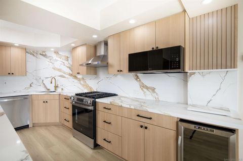 Tiny photo for 500 W Harbor Blvd #808, San Diego, CA 92101 (MLS # 260002931)