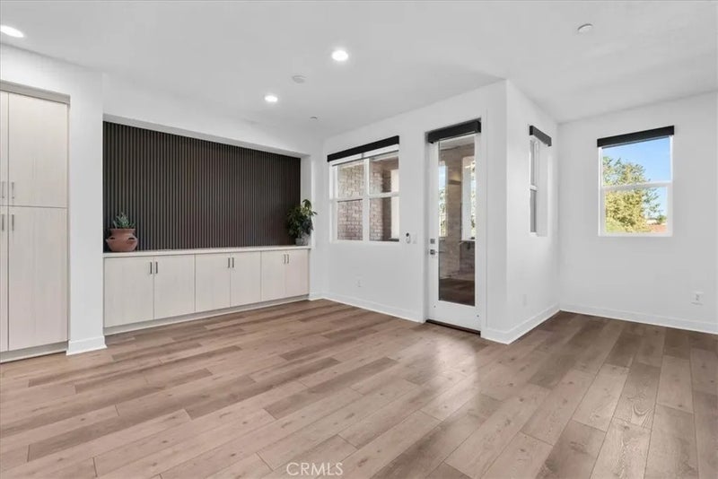 493 Fairlane Way