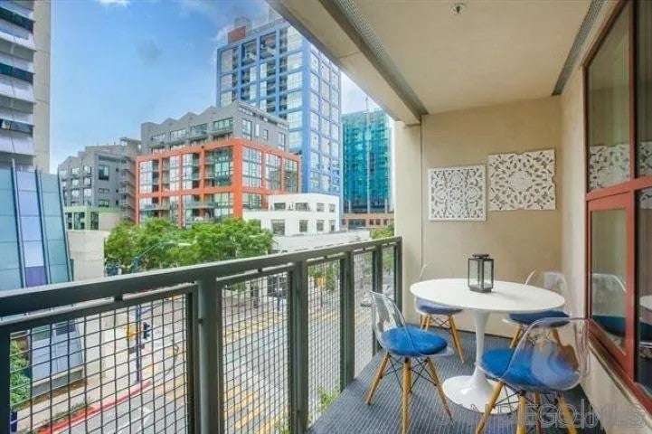 1150 J St 418