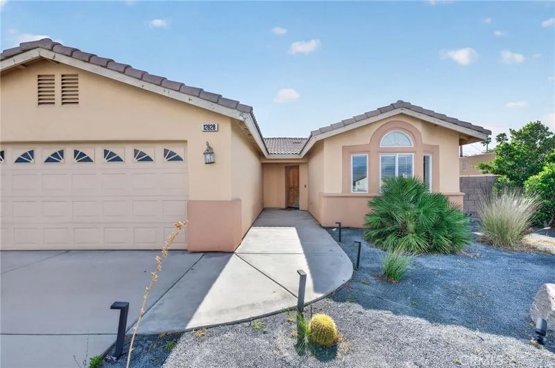 12828 Miracle Hill