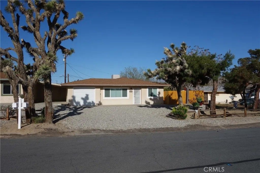 Photo of 7384 Elata Ave, Yucca Valley, CA 92284 (MLS # OC26071099)