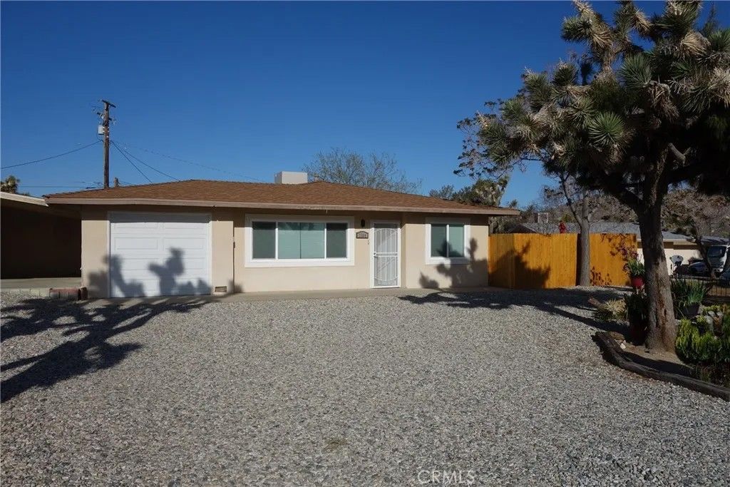 Photo of 7384 Elata Ave, Yucca Valley, CA 92284 (MLS # OC26071099)