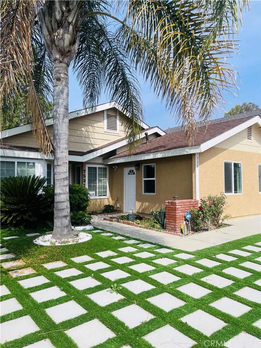 Photo of 7533 Bovey, Reseda, CA 91335 (MLS # SR26097764)