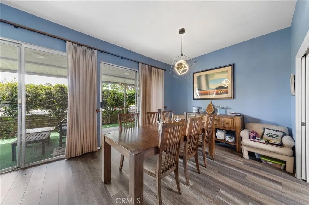 28317 Paseo Grande