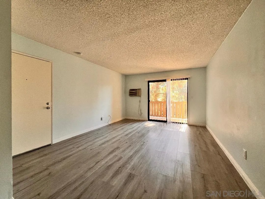 10278 Black Mountain Rd. 171