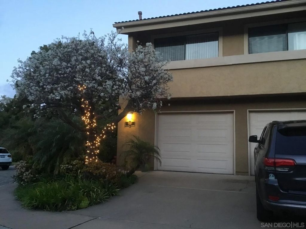 Photo of 6645 Caminito Scioto, La Jolla, CA 92037 (MLS # 260003096)