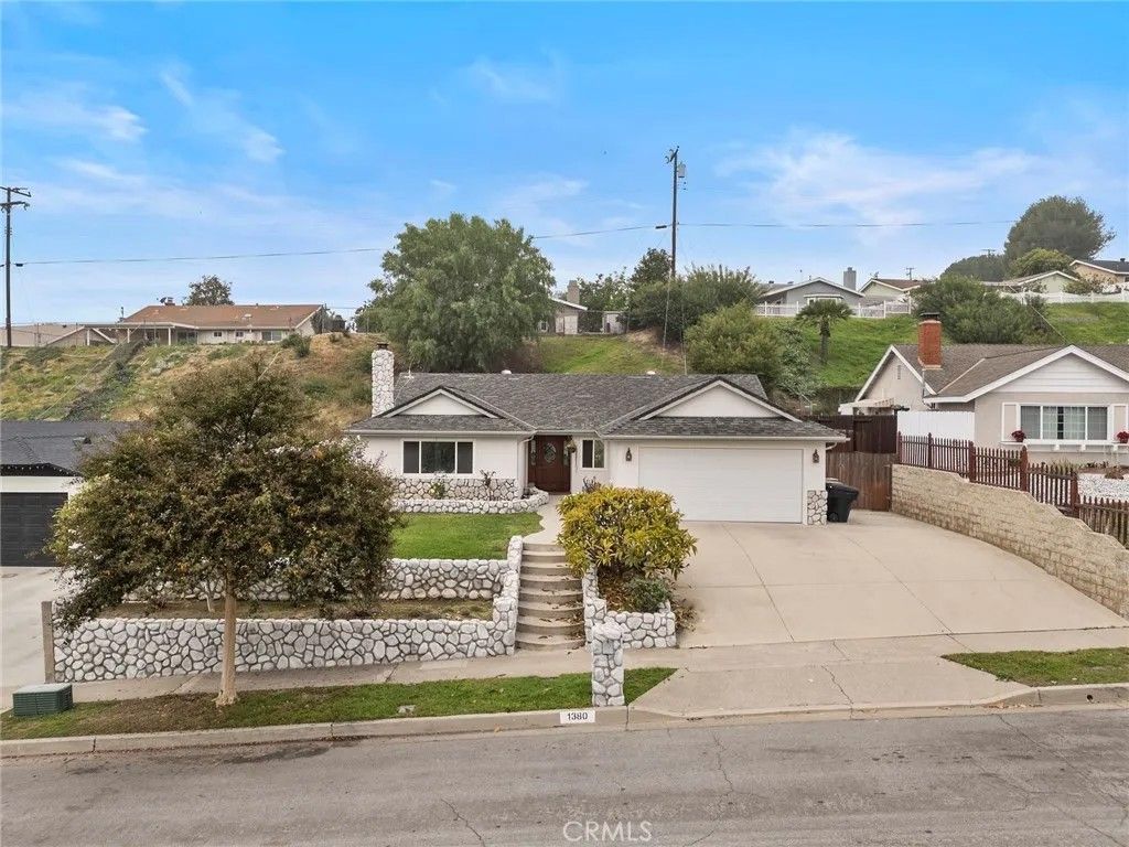 Photo of 1380 Ponderosa Ave, Brea, CA 92821 (MLS # DW25277528)