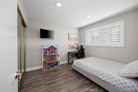 Tiny photo for 1518 Cedar St, Santa Ana, CA 92707 (MLS # PW25246847)