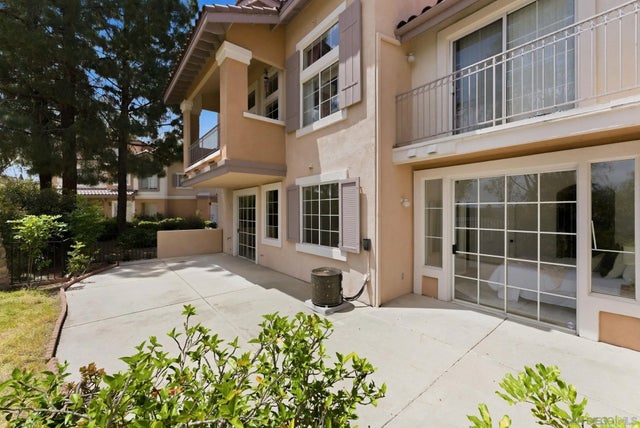 12041 Tivoli Park Row 2, San Dego