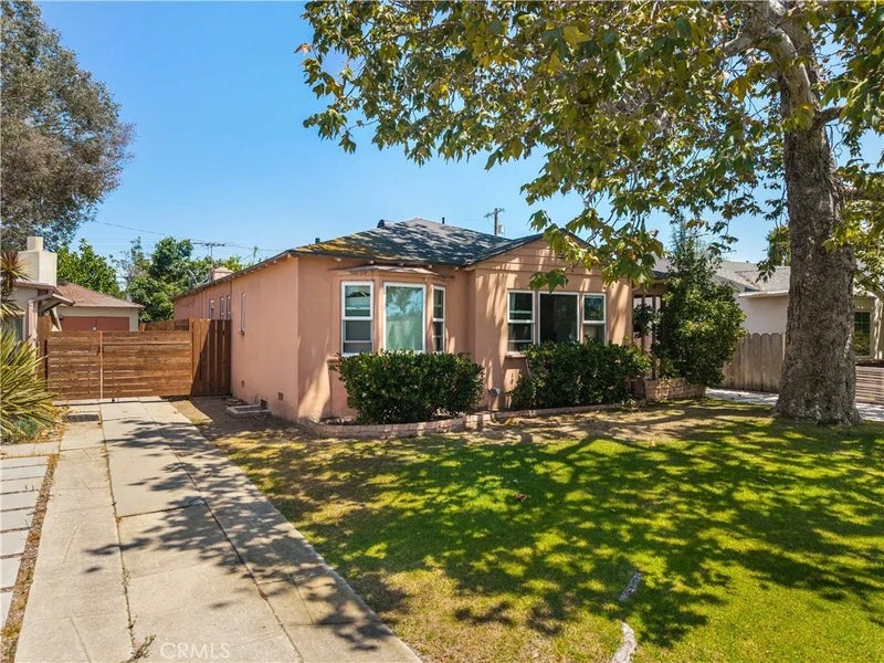 3570 Colonial Avenue