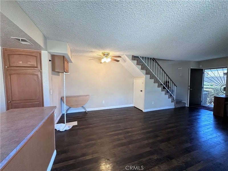 586 Diamond Court