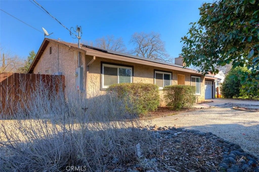Photo of 1274 Filbert Ave, Chico, CA 95926 (MLS # SN26008943)