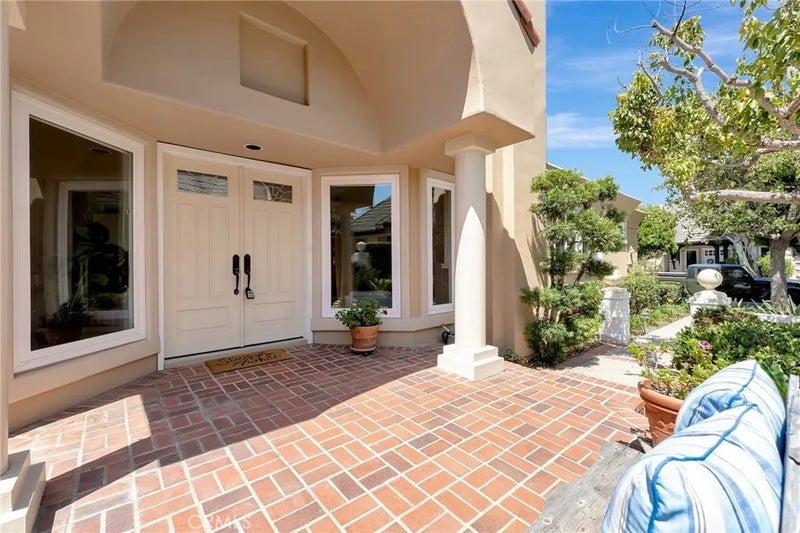 6062 Eaglecrest Drive