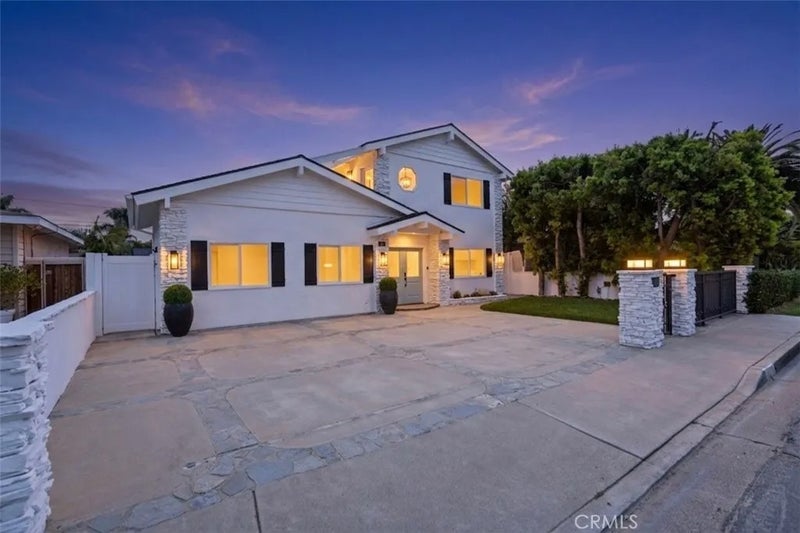 394 Magnolia Street
