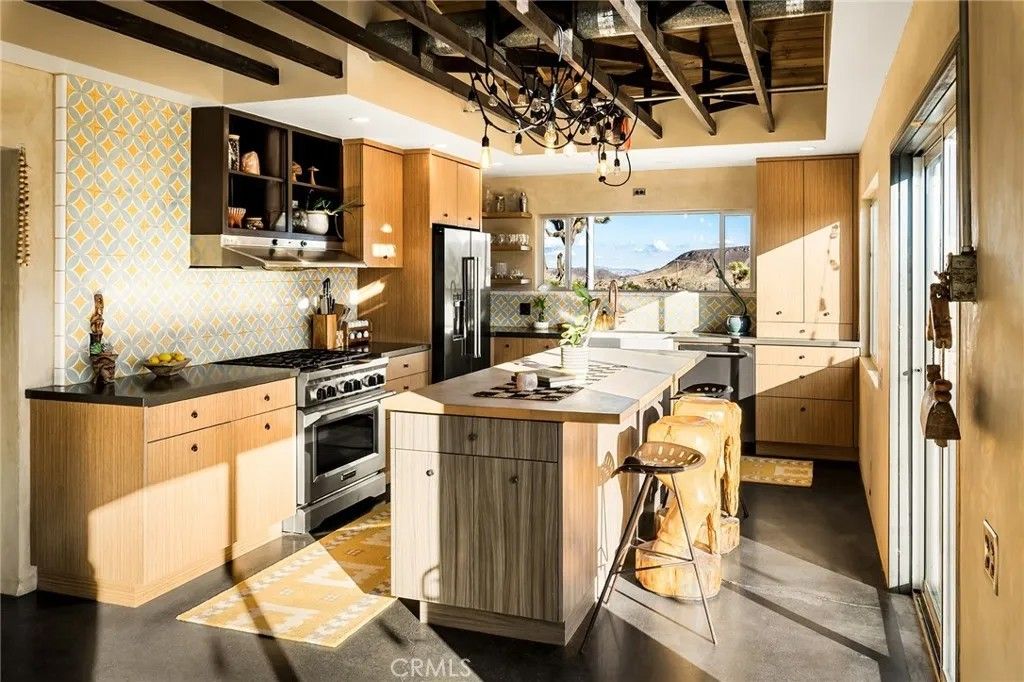 Photo of 2680 Vine Ave, Pioneertown, CA 92268 (MLS # JT26000323)