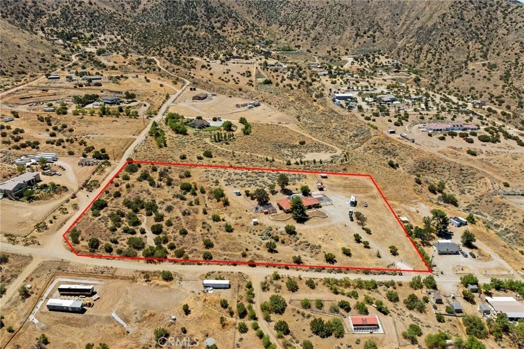 902 Searchlight Ranch Road
