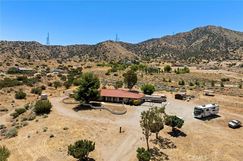 902 Searchlight Ranch Road