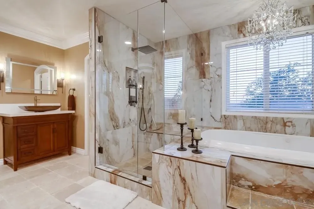 Chula Vista, California 91914, United States, 5 Bedrooms Bedrooms, ,5 BathroomsBathrooms,Residential,Active,183909