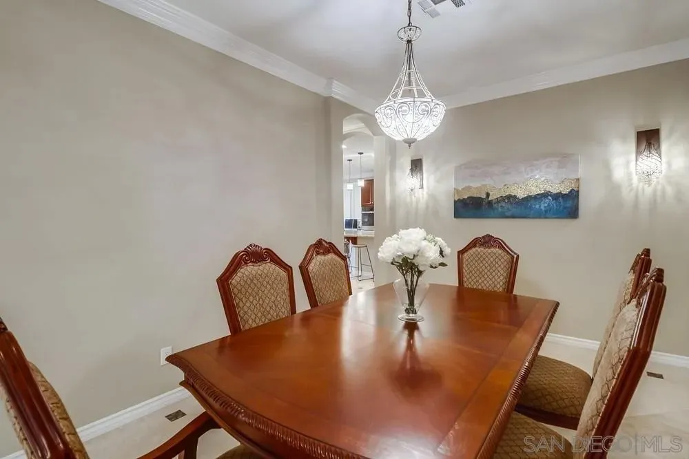 Chula Vista, California 91914, United States, 5 Bedrooms Bedrooms, ,5 BathroomsBathrooms,Residential,Active,183909