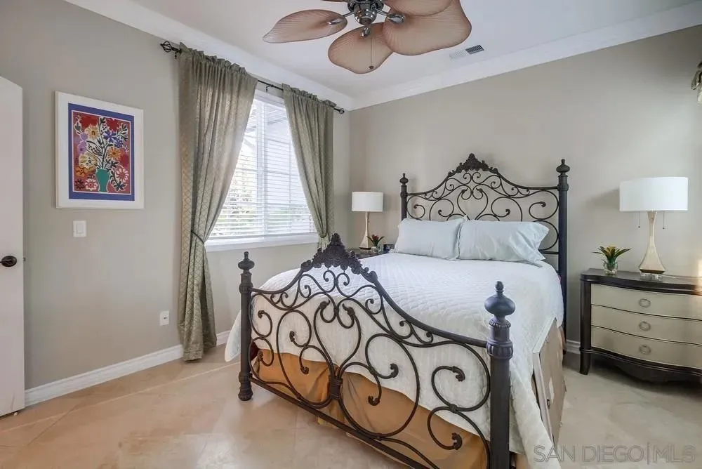 Chula Vista, California 91914, United States, 5 Bedrooms Bedrooms, ,5 BathroomsBathrooms,Residential,Active,183909