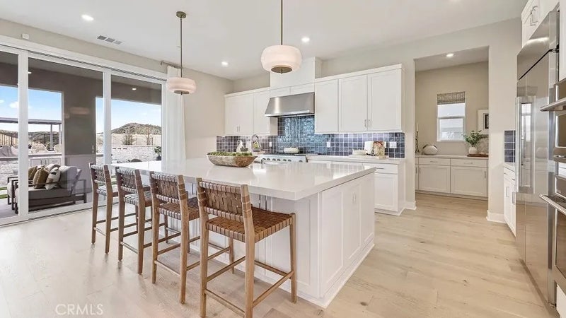 24369 Camino Oceano