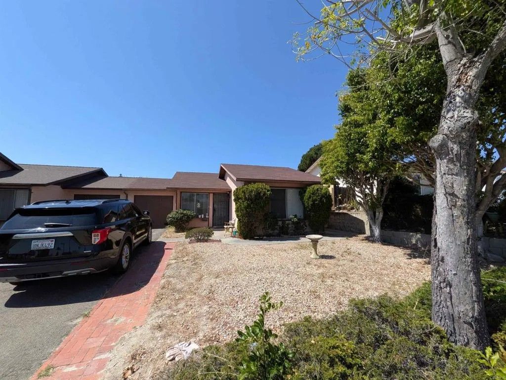 Photo of 1521 Temple Heights Drive, Oceanside, CA 92056 (MLS # NDP2602856)