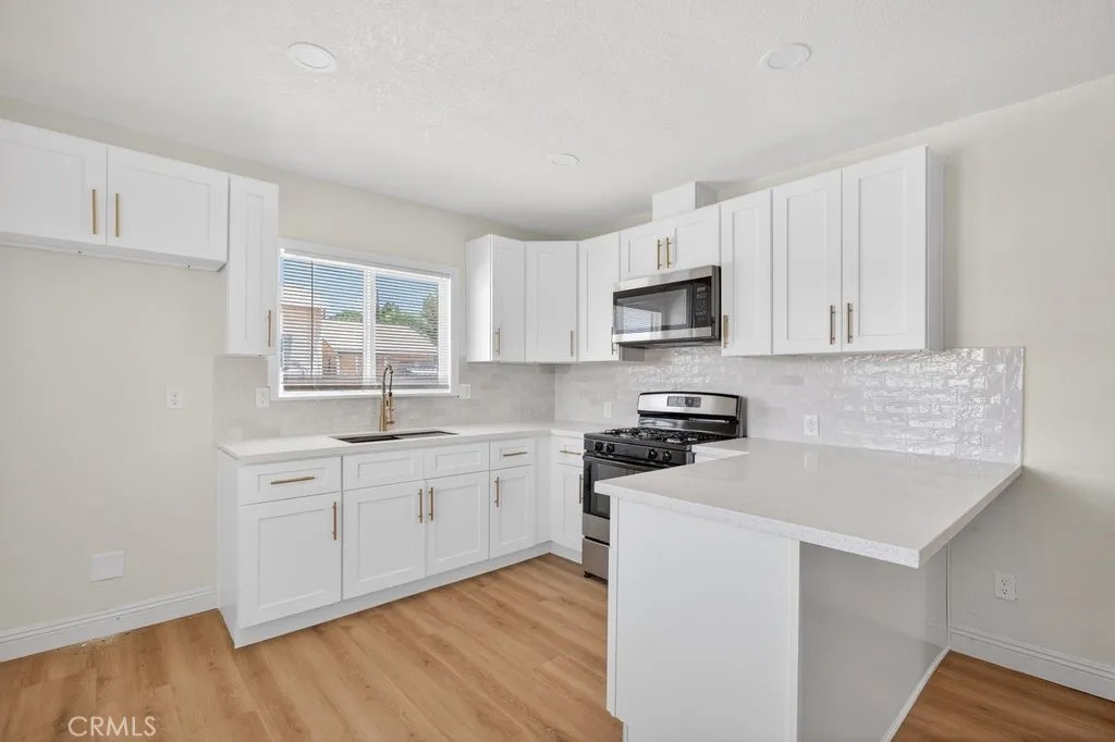 2542 Hall