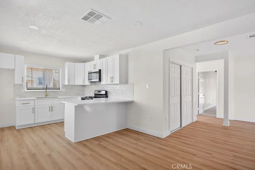2542 Hall