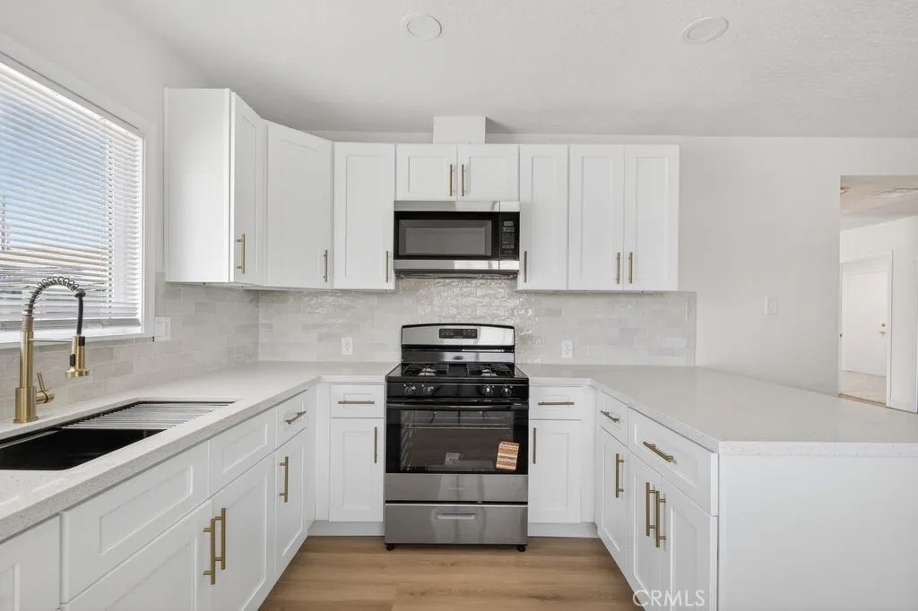 2542 Hall
