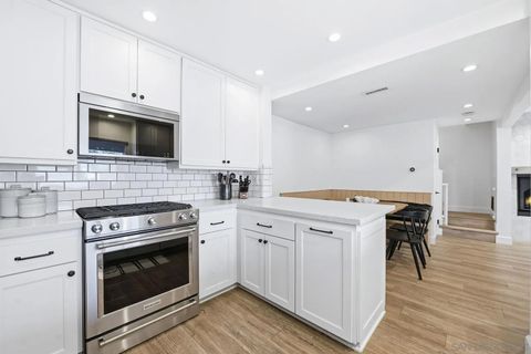 1422 Caminito Septimo Cardiff CA 92007