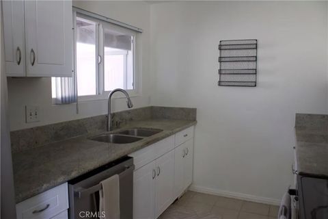 Tiny photo for 826 Cinnamon Ln, Duarte, CA 91010 (MLS # CV25232982)