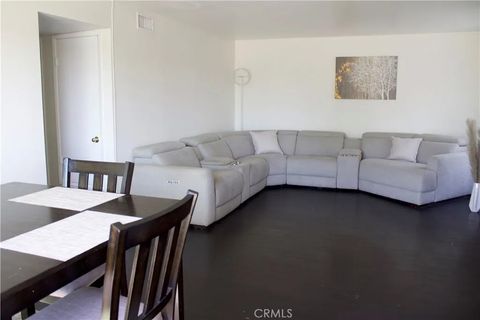 Tiny photo for 826 Cinnamon Ln, Duarte, CA 91010 (MLS # CV25232982)