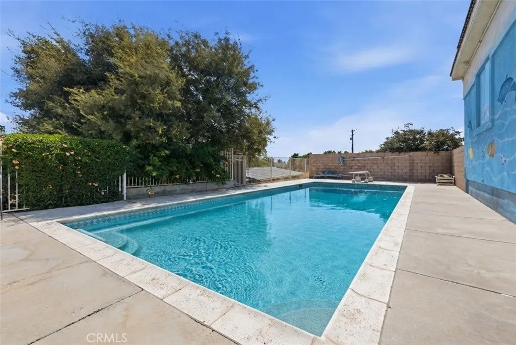 10234 Clover Drive