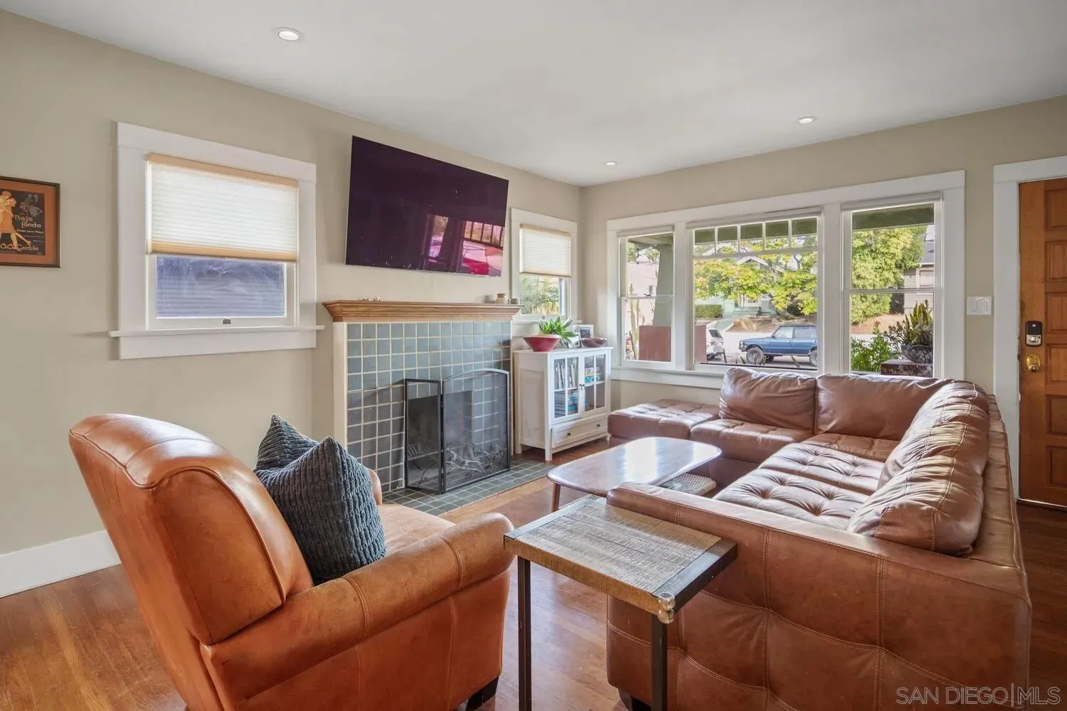 San Diego, California 92104, United States, 4 Bedrooms Bedrooms, ,2 BathroomsBathrooms,Residential,Active,229980