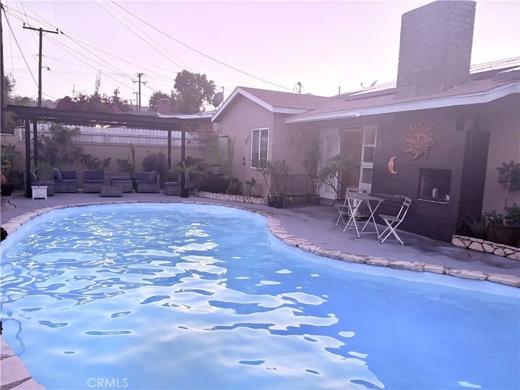 Photo of 1058 Doverfield AVE, Hacienda Heights, CA 91745 (MLS # DW26226338)
