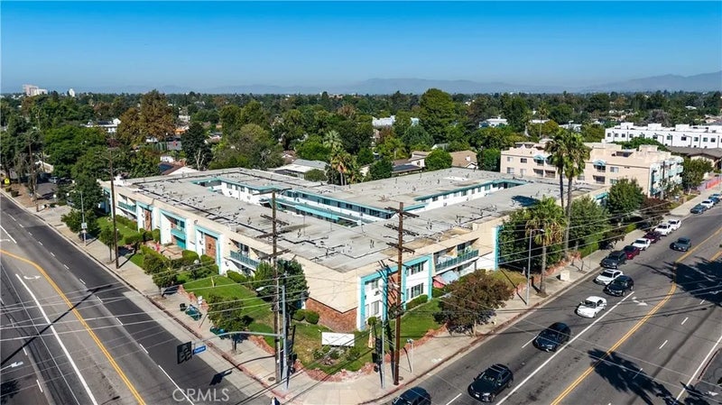 13313 Oxnard
