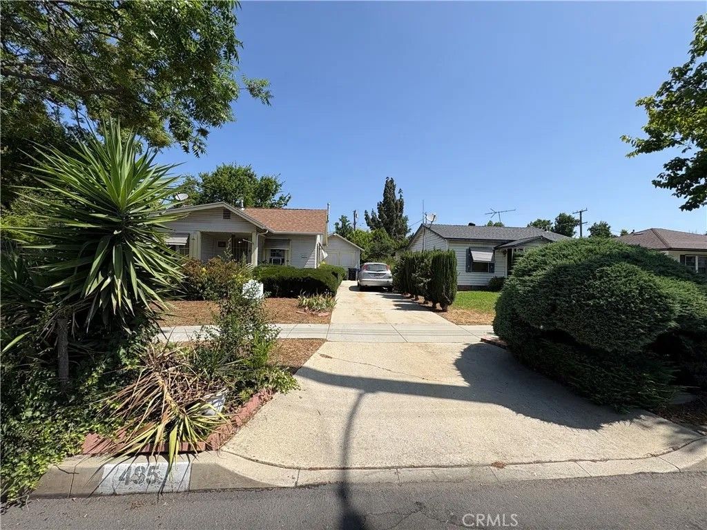 Photo of 485 Highland Court, Upland, CA 91786 (MLS # MB25272116)