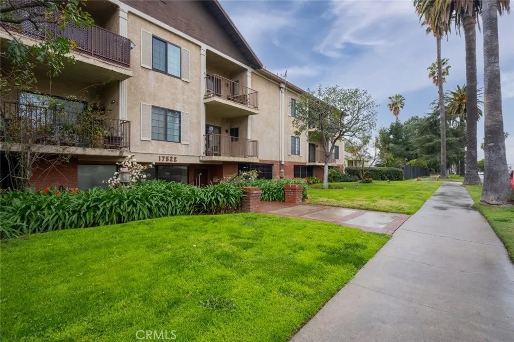 17522 Sherman Way 202
