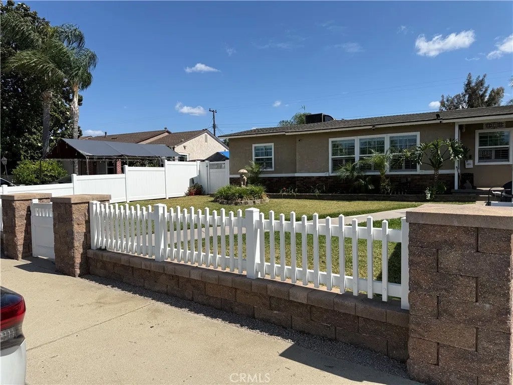 921 Hollowell