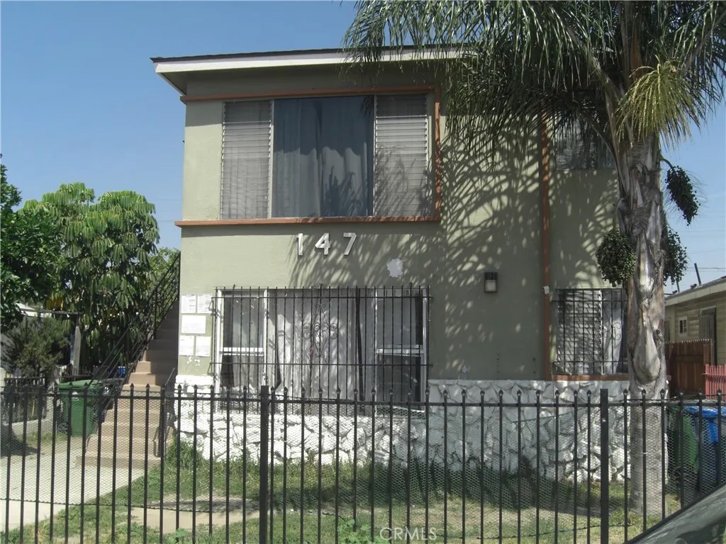 147 E 55th