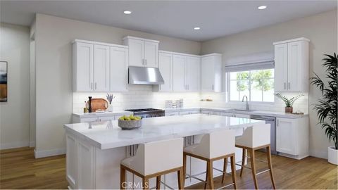 Photo of 1397 Gavilan Ridge, Rancho Mission Viejo, CA 92694 (MLS # OC25281264)