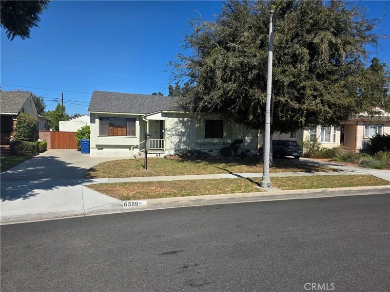 6509 E Harco