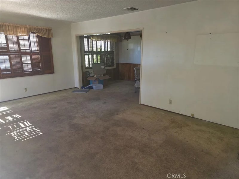6509 E Harco