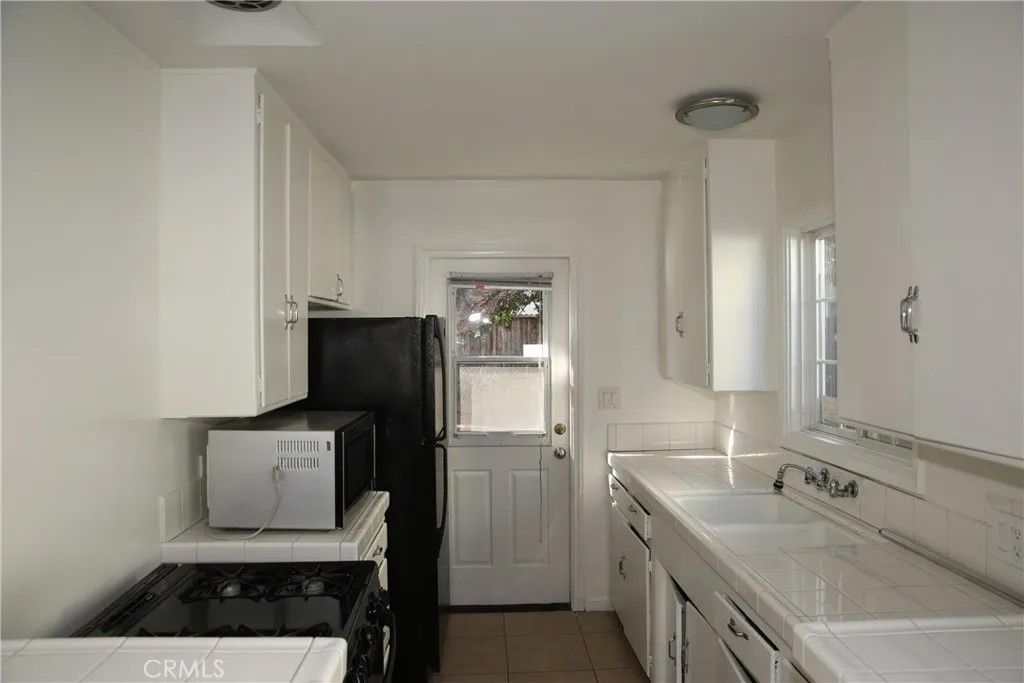 Photo of 135 Del Mar Ave, Costa Mesa, CA 92627 (MLS # PW26040105)