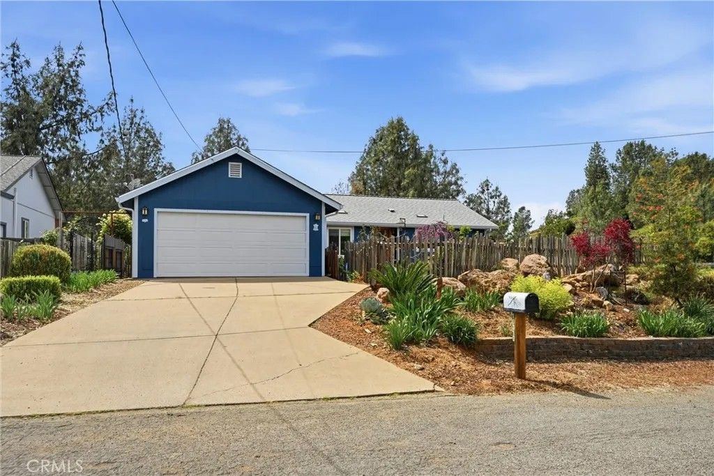 Photo of 10313 Walnut Way, Kelseyville, CA 95451 (MLS # LC26068046)