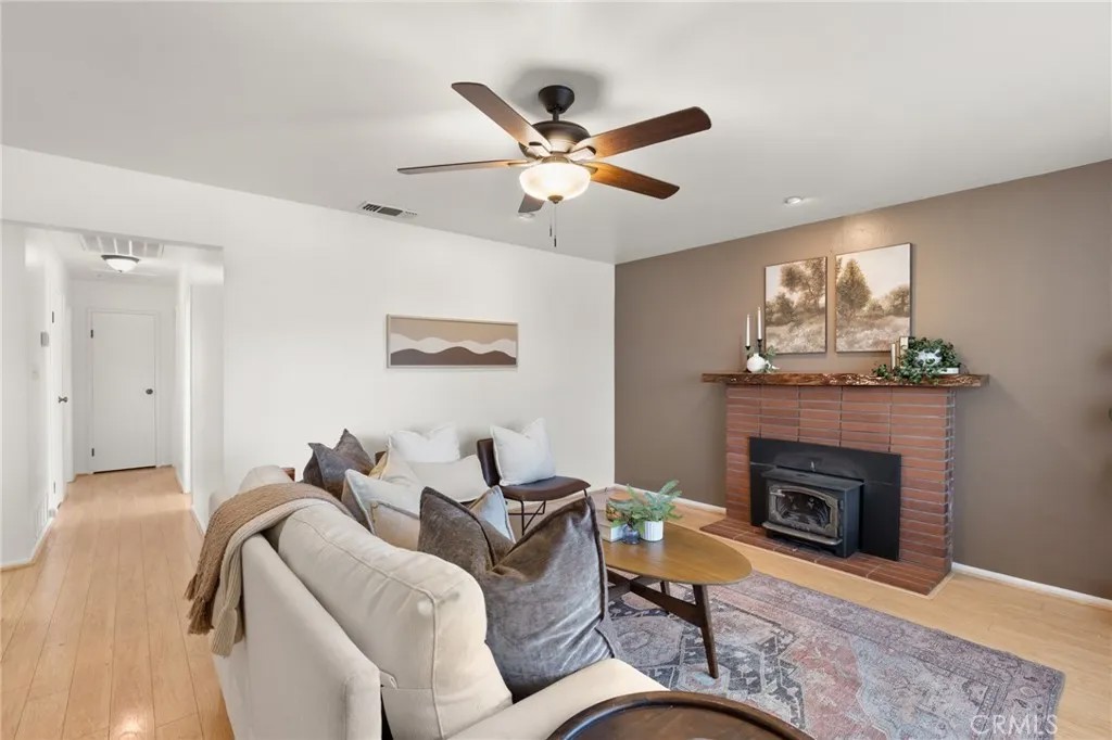 588 El Reno Dr