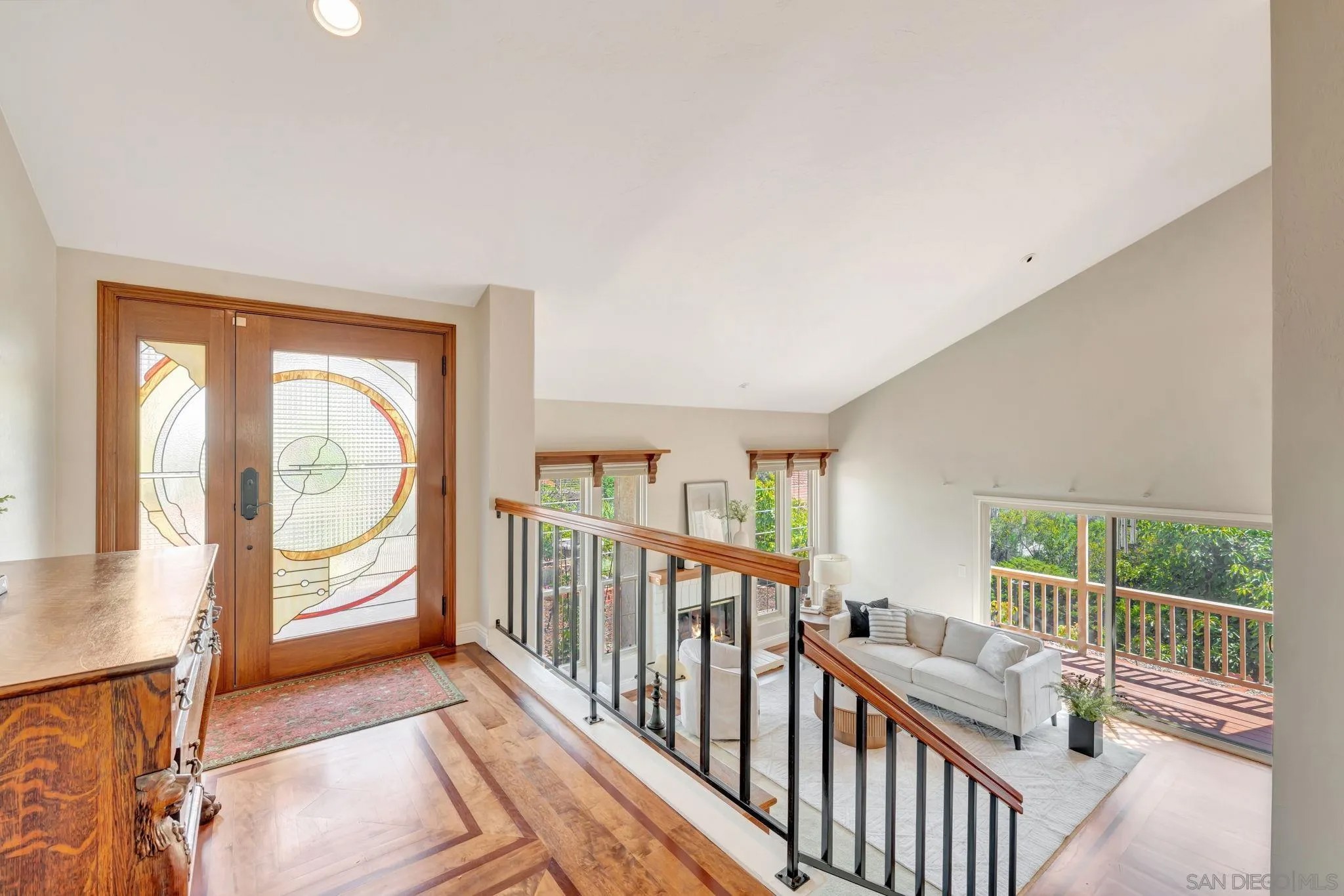 1239 Avocado Summit Dr