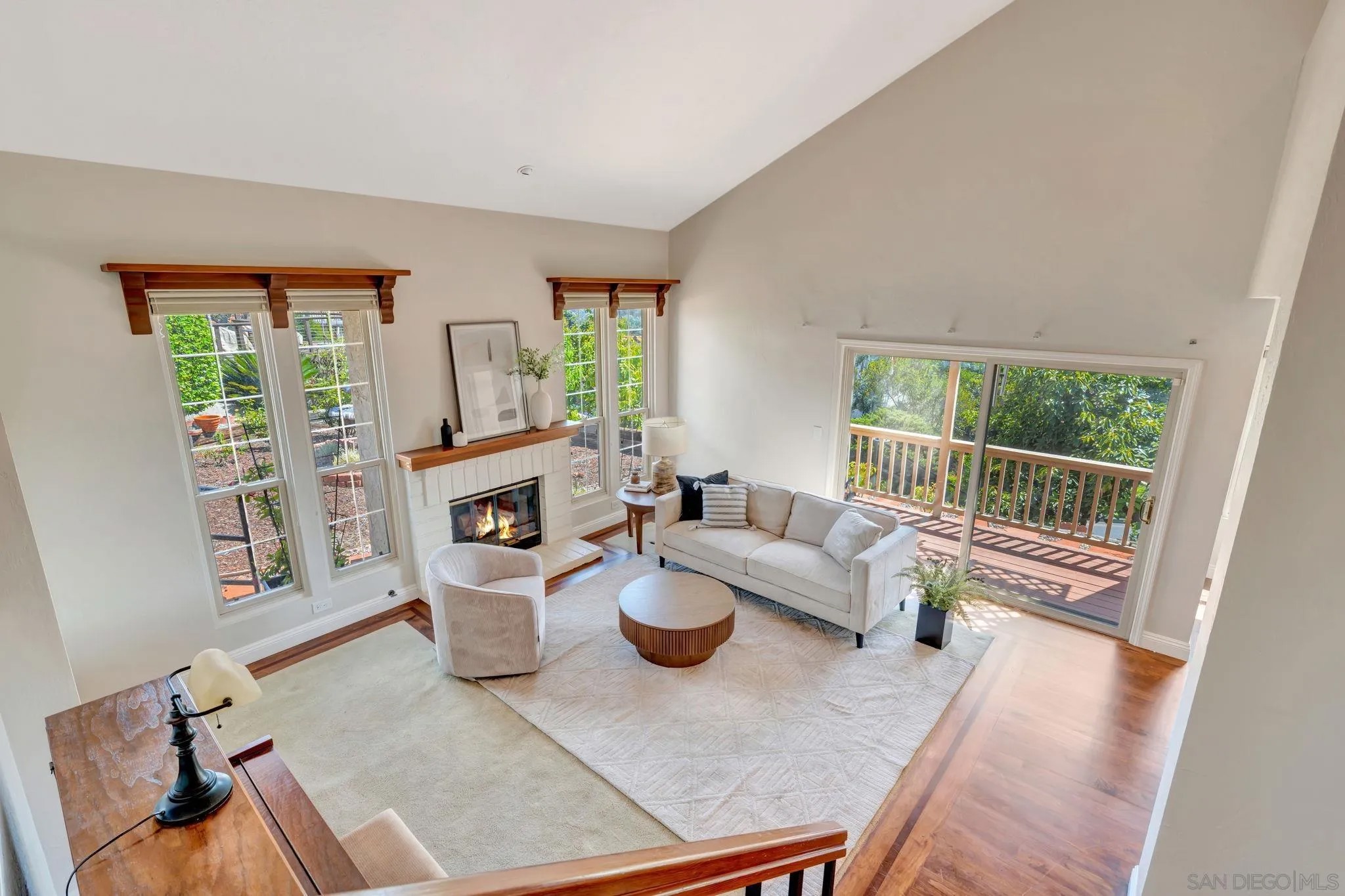 1239 Avocado Summit Dr